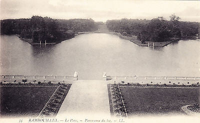Rambouillet Le Parc Panorama Du Lac Postcard - Cakcollectibles