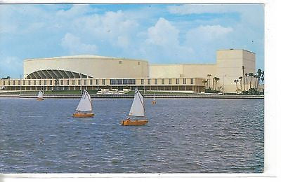 St. Petersburg's New Bayfront Center, Florida - Cakcollectibles