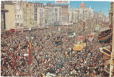Mardi Gras Day In New Orleans Postcard - Cakcollectibles - 1
