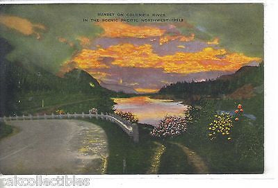 Sunset on Columbia River in The Scenic Pacifc Northwest - Cakcollectibles