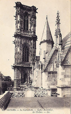 La Cathedrale Eglise Saint Cyr. Le Clocher Postcard - Cakcollectibles