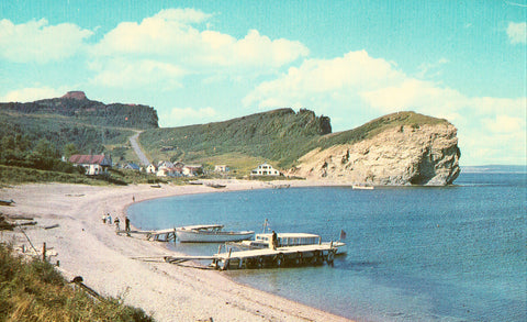 South Beach - Perce,Quebec,Canada Old Postcard