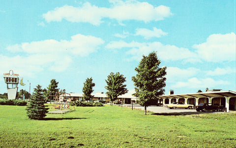 Land O' Lakes Motel - Traverse City,Michigan Front of vintage postcard