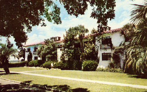 The Cloister Apartments - Sea Island,Georgia.Vintage postcard front