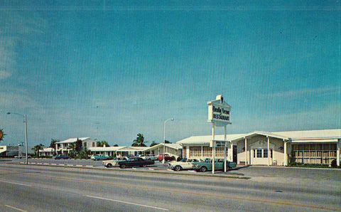 Southernaire Motel - Fort Pierce,Florida.Front of vintage postcard