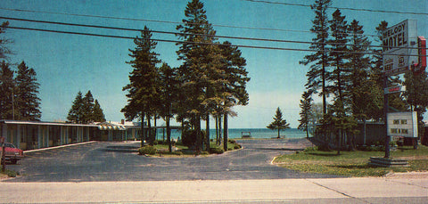 Melody Motel - St. Ignace,Michigan Front of Vintage Postcard for sale