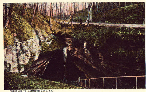Vintage postcard front.Entrance to Mammoth Cave - Kentucky