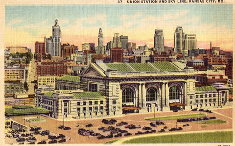 Linen postcard front.Union Station and Skyline - Kansas City,Missouri