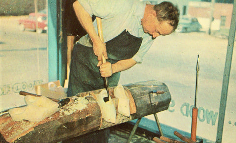 Vintage postcard front. Wooden Shoe Maker at The Dutch Novelty Shop - Holland,Michigan