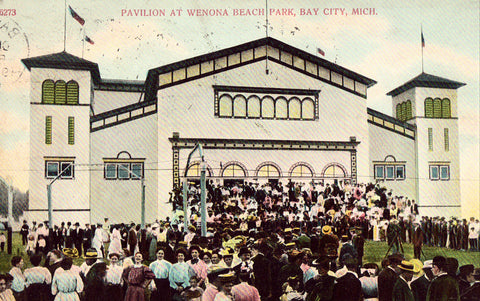 Vintage postcard front. Pavilion at Wenona Beach Park - Bay City,Michigan