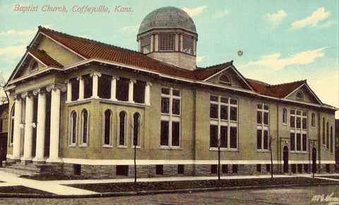 Vintage postcard front. Baptist Church - Coffeyville,Kansas