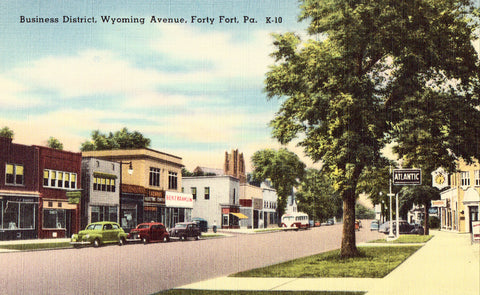 Linen postcard front. Business District,Wyoming Avenue - Forty Fort,Pennsylvania