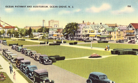 Linen postcard front. Ocean Pathway and Auditorium - Ocean Grove,New Jersey