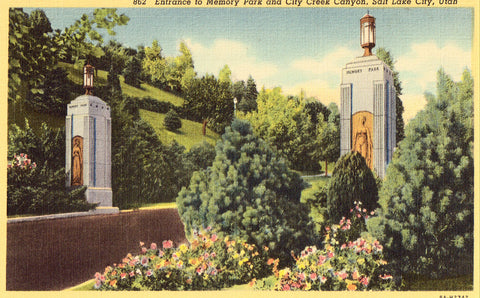 Linen postcard Entrance to Memory Park and City Creek Canyon - Salt Lake City,Utah