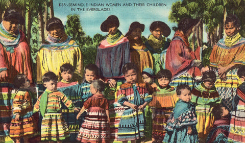 Linen postcard Seminole Indian Women and Their Children in The Everglades - Florida