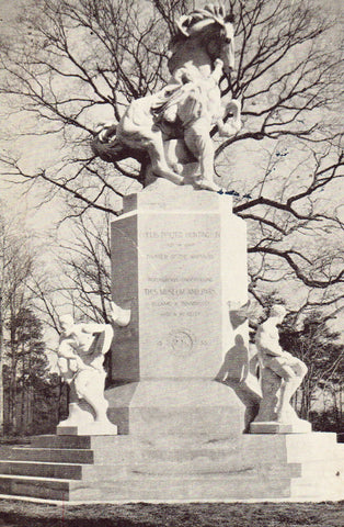 Vintage post card "Conquering The World,Statue in The Mariners Museum Park - Virginia