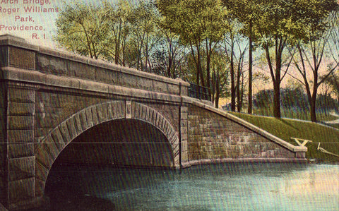 Vintage Rhode Island postcard Arch Bridge,Roger Williams Park - Providence,Rhode Island